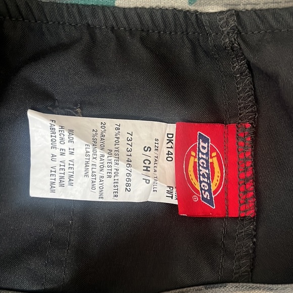 Dickies scrub pants - like new size Small - Picture 2 of 2